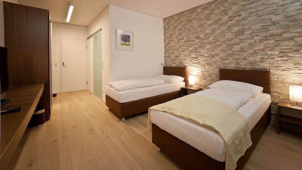 Hotel Wallern Garni Wallern an der Trattnach Værelse billede