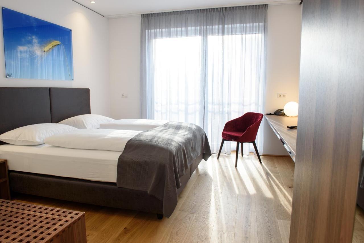 Hotel Wallern Garni Wallern an der Trattnach Eksteriør billede